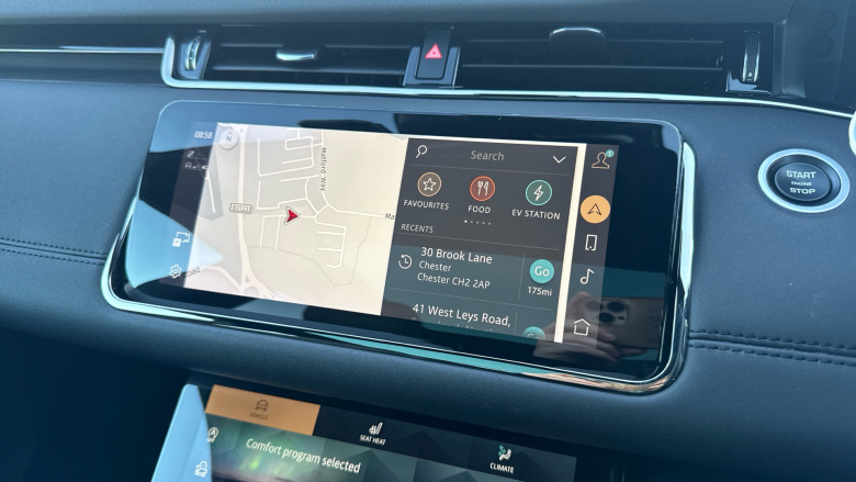 Land Rover Range Rover Evoque 1.5 P300e R-Dynamic SE 5dr Auto Hatchback